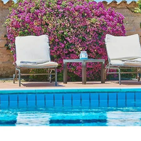Villa Dinira